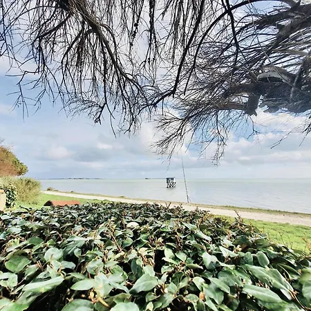 Ferienhaus Pavillon Les Pieds Dans L'eau Vue -ile D'aix